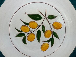 lot 172 image: Vintage Stangl Pottery Kumquat Platter