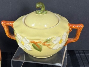 lot 165 image: Vintage Stangl Pottery White Dogwood  Nine Inch Vegetbal Bowl and Matching Cream and Sugar Set