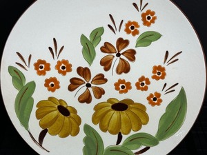 lot 133 image: Vintage Stangl Pottery Hand Painted First Love Platter