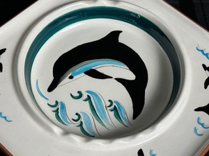 lot 107 image: Vintage Stagl Pottery Porpoise Ashtray