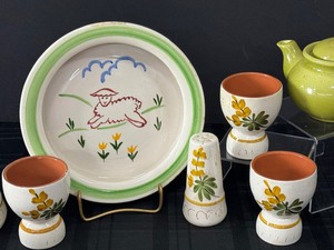 lot 189 image: Variety of Vintage Stangl Pottery Items