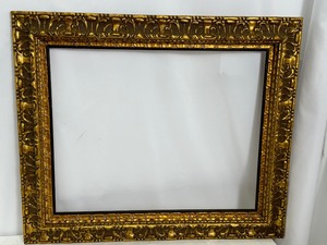 lot 191 image: Vintage Gilded Frame