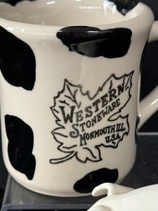 lot 198 image: Western Stoneware Mug and 14th Annual Collectors of Illinois Pottery and Stoneware Collectible Pig Figurine
