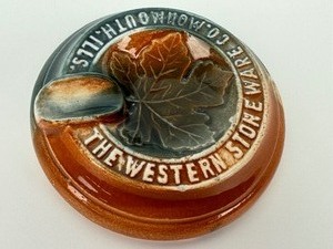 lot 35A image: Vintage Western Stoneware Pottery Cigar Ashtray