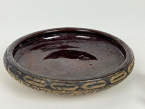 lot 219 image: Western Stoneware Maple Leaf Paper Weight and Shallow Bowl