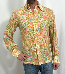 lot 300 image: Fantastic Vintage One of a Kind Handmade Floral Print Shirt