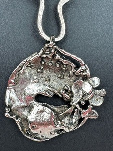 lot 345 image: Vintage Hbe Silver Abstract Necklace