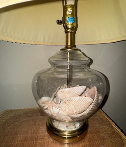 lot 7 image: Table Lamp with Glass Base Filled with Sea Shells