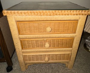 lot 8 image: Wicker World Nightstand