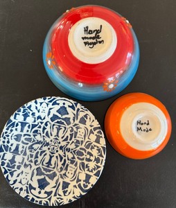 lot 50 image: Lot of Handmade Decorative Bowls