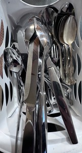 lot 249 image: Basket of Flatware