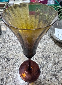 lot 256 image: Tall Glass Item