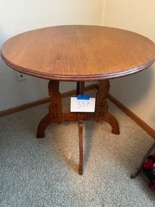 lot 337 image: Antique Table
