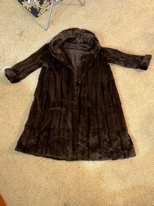 lot 377 image: Full Length Mink Coat 53 Size 38