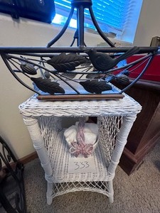 lot 333 image: Lot of Wicker Stand and Metal Basket
