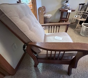 lot 354 image: Antique Reclining Chair