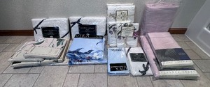 lot 361 image: Mixed Lot of New in Package Linens