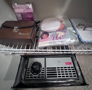 lot 376 image: Mixed Lot of Items Including Slide Projector