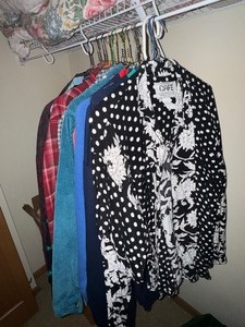 lot 31 image: Mixed Lot of Womens Clothing