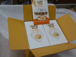 30 ct Purina Fancy Feast Savory Cat...