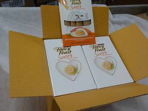 30 ct Purina Fancy Feast Savory Cat...