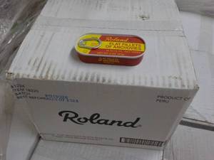 Case of Roland 4 x 25 x 2 oz Tins F...
