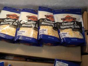 F 4 x 8 oz Bags Weyauwega Frozen Ch...