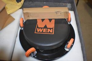 lot 8 image: Mechanics Seat