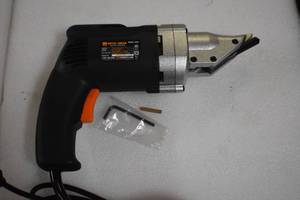 lot 36 image: Metal Shear