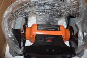 lot 42 image: Bench Grinder