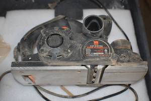 lot 52 image: Electric planer