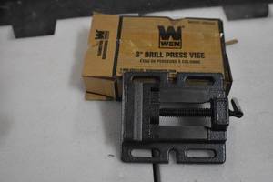lot 56 image: Drill Press Vise
