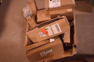 lot 75 image: Miscellaneous Dryerwasher parts