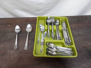 lot 43 image: Silverware Set Grace by Adante