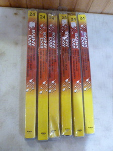 lot 27 image: 6 Rainy Day Wiper Blades