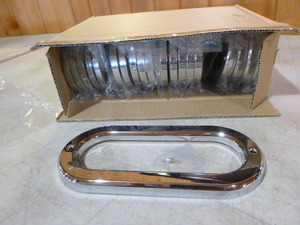 lot 89 image: Case of Optronics Marker Light Covers