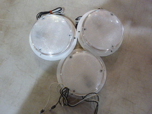 lot 90 image: 3 Porch Lights