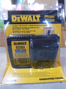 lot 98 image: DeWalt 20V Max Lithium Ion Battery Charger