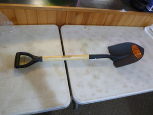 lot 102 image: Quality Shield Dirt Shovel