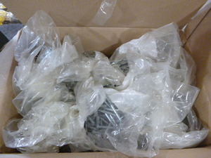 lot 137 image: Box of Cap Screws