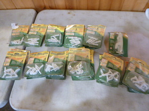 lot 157 image: Work Savers Packs