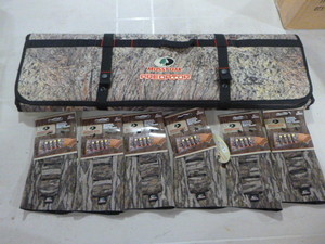 lot 181 image: Shooting Mat and Shotgun Shell Holders