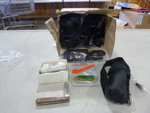 lot 186 image: Pocket Knives and Multi-Tool Belts