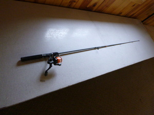 lot 187 image: South Bend R2F Rod and Reel