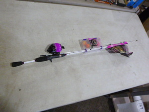 lot 189 image: South Bend R2F Multi-Species Rod and Reel