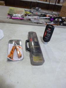 lot 196 image: Fishing Items