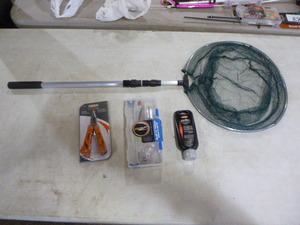 lot 197 image: Fishing Items