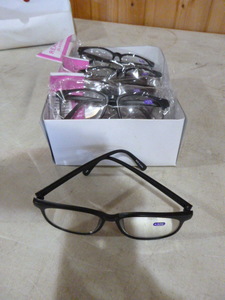 lot 226 image: 12 Pair of Reading Glasses