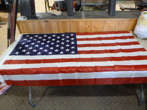 lot 227 image: American Flag