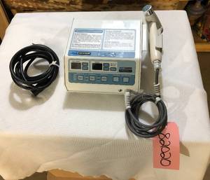 lot 15 image: MSRP $2000 Rich-Mar Therasound 3.5 Chiropractic Therapeutic Ultrasound Machine -&nbspPatented Therapy Hammer transducer - 2cm2 & 5cm2 soundheads, 1 & 3 MHz frequencies, Continuous & Pulsed output - Good Working Condition